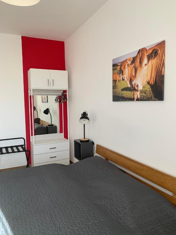 Oeregtoelgy Apartman Szár Eksteriør bilde
